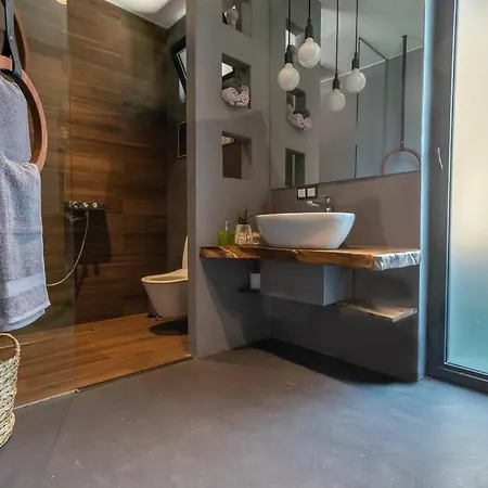 Apartamento Design, 2 Bedroom, Ndk, Free Secured Parking Sófia