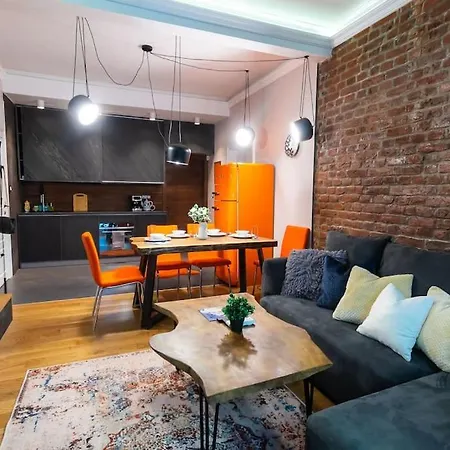 Apartamento Design, 2 Bedroom, Ndk, Free Secured Parking Sófia
